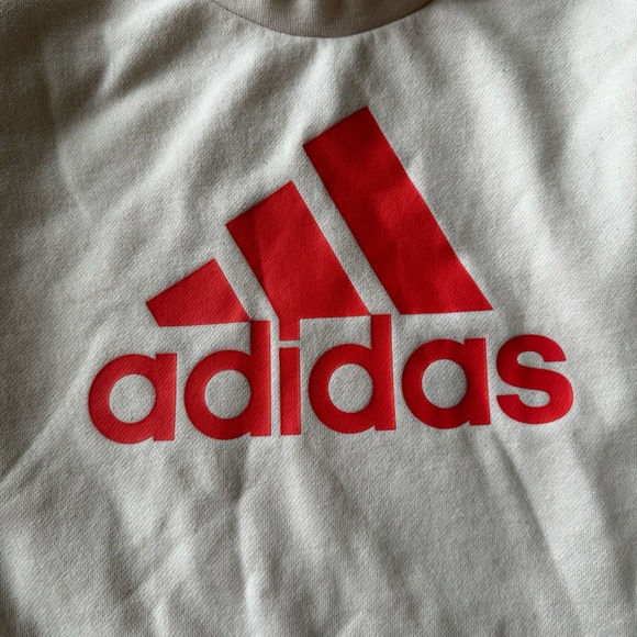 🌼 3/15 Adidas crew neck - Picture 2 of 4